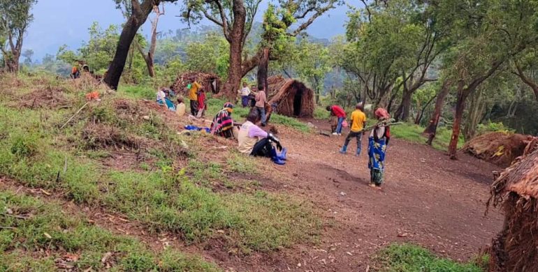 Sud-Kivu : le Club des Filles Reporters lance un SOS face aux besoins immenses des adolescentes déplacées